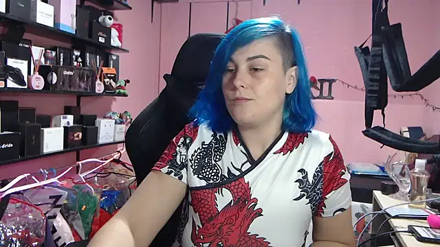Snapshot of sukii93 chatting on 05.18.26 sukii93 online show from 05.18.26