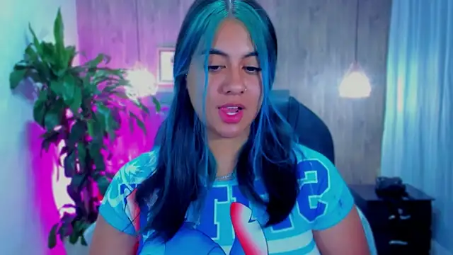 Xisu  online show from 12.19.24