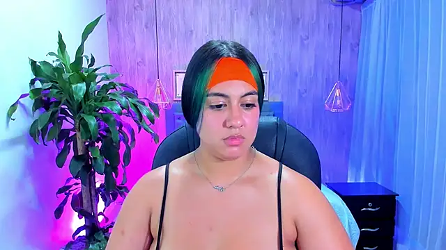 Xisu  online show from 02.22.25