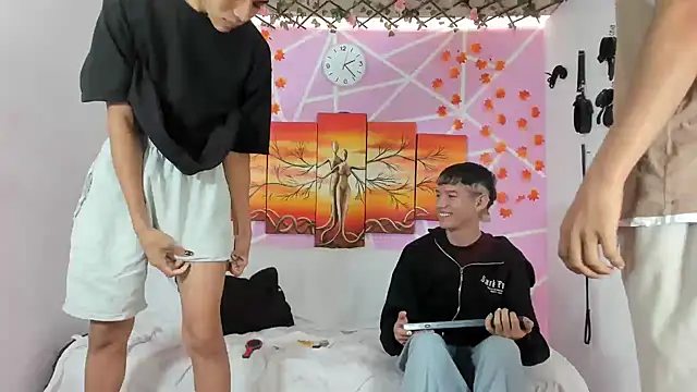 Snapshot of Fresahot2005 chatting on 03.16.25 Fresahot2005 online show from 03.16.25