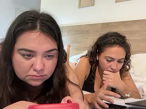 pili placer online show from 11.25.25