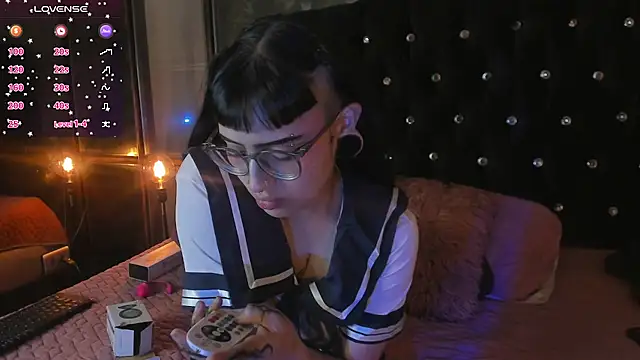 Cintya Kros online show from 10.29.25