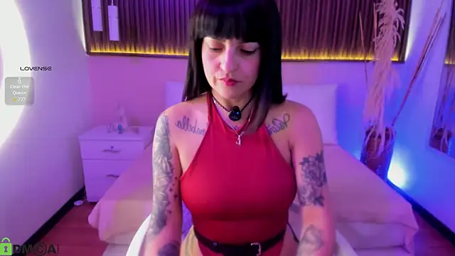 Liz grey  online show from 06.12.26