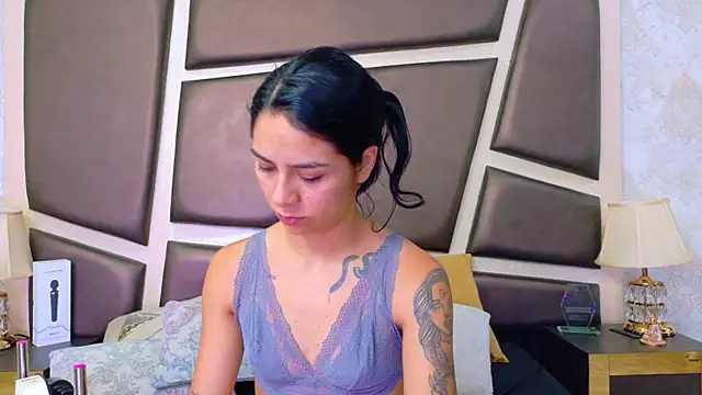 Snapshot of NicoleEsposito chatting on 07.15.26 NicoleEsposito online show from 07.15.26