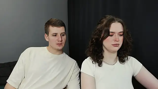 Snapshot of Pinku_kitsune chatting on 02.22.25 Pinku kitsune online show from 02.22.25