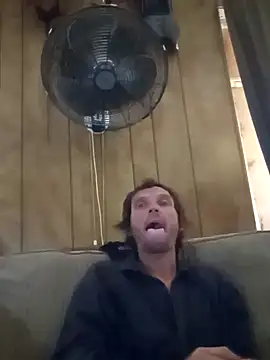 Snapshot of luke_thighwalker2469 chatting on 12.21.24 luke thighwalker2469 online show from 12.21.24