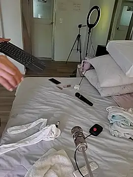 Konny May online show from 07.28.26