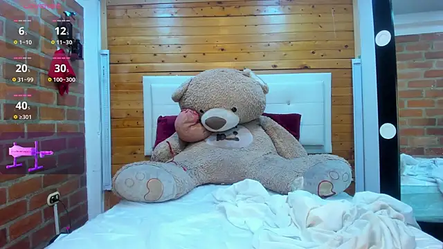 Dulcex69 online show from 05.15.26