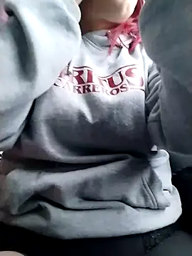 Snapshot of IamAlana_ chatting on 01.06.25 IamAlana online show from 01.06.25