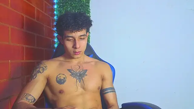 Demitryo online show from 02.19.26