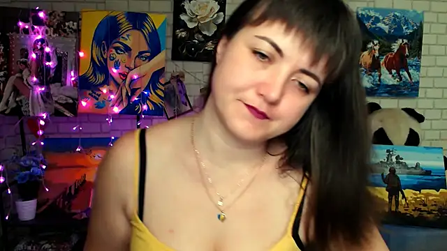 Darina M  online show from 02.15.26