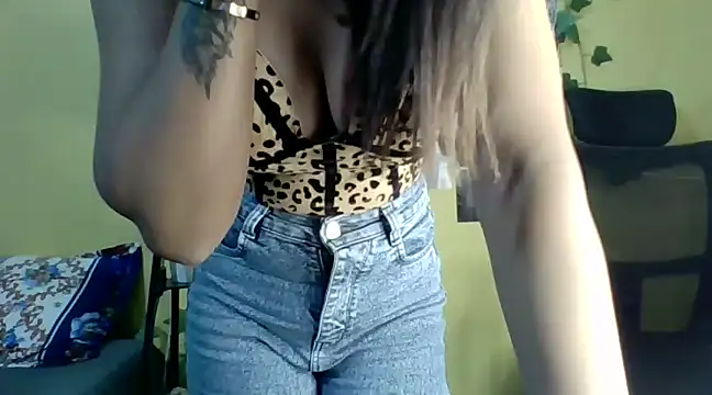 Snapshot of Nicole-wallace chatting on 01.17.25 Nicole-wallace online show from 01.17.25