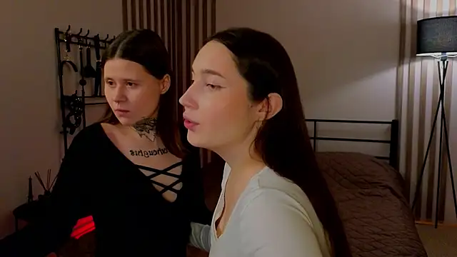 domDani subMay online show from 03.13.25