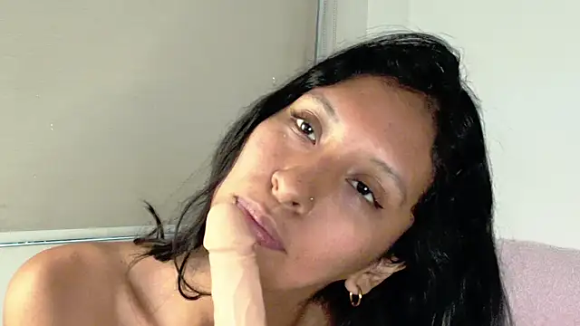 Snapshot of melody2429 chatting on 03.21.25 melody2429 online show from 03.21.25