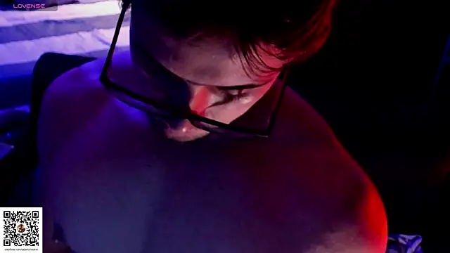 ADAM BOUTON  online show from 07.22.26