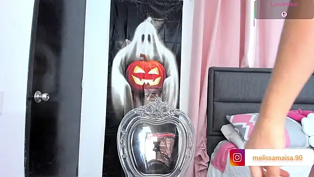 Snapshot of sara_maisa chatting on 10.22.25 sara maisa online show from 10.22.25
