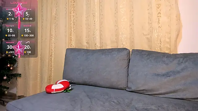 Snapshot of Barbielatinas chatting on 12.12.24 Barbielatinas online show from 12.12.24