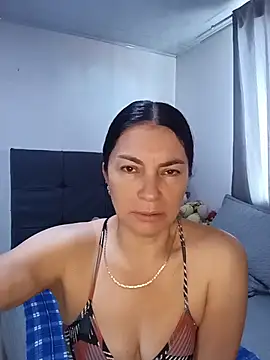 renata hot1 online show from 06.19.26