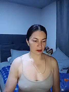 renata hot1 online show from 06.23.26