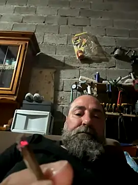 Snapshot of ros217 chatting on 09.23.25 ros217 online show from 09.23.25