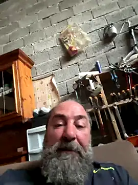 Snapshot of ros217 chatting on 10.01.25 ros217 online show from 10.01.25