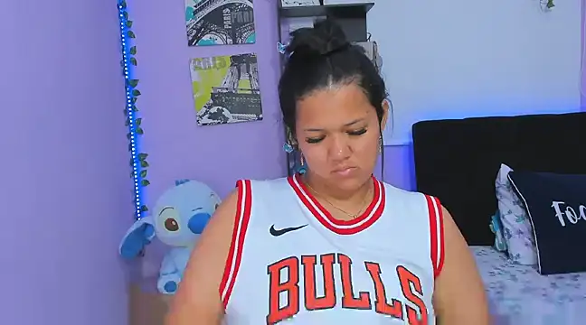 sara mendez2 online show from 02.27.25