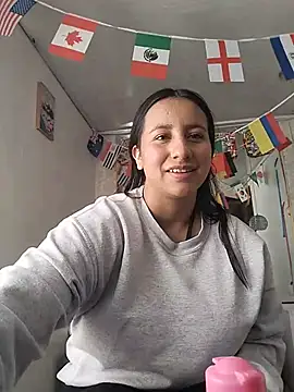 Snapshot of ailyn_miranda chatting on 07.08.26 ailyn miranda online show from 07.08.26