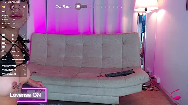 Snapshot of little_sophie18 chatting on 02.16.25 little sophie18 online show from 02.16.25