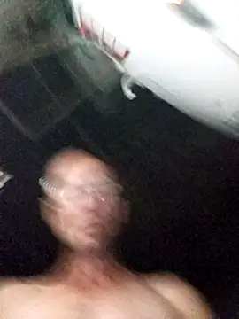 Snapshot of nevessartori chatting on 12.30.24 nevessartori online show from 12.30.24