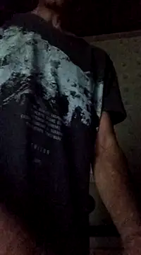 Snapshot of nevessartori chatting on 12.31.24 nevessartori online show from 12.31.24