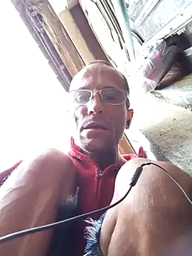 Snapshot of nevessartori chatting on 01.12.25 nevessartori online show from 01.12.25