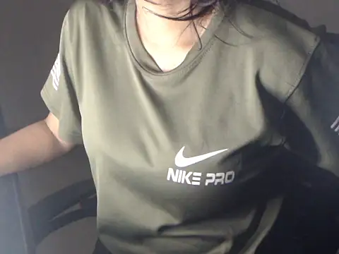 Snapshot of DevilErin chatting on 01.17.26 DevilErin online show from 01.17.26