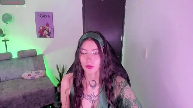 Snapshot of cami_mila9 chatting on 11.29.25 cami mila9 online show from 11.29.25