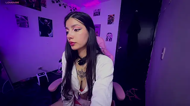 Snapshot of cami_mila9 chatting on 02.11.26 cami mila9 online show from 02.11.26