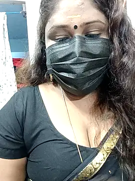 Snapshot of simran21 chatting on 12.28.24 simran21 online show from 12.28.24