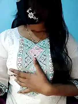 Snapshot of Sadika- chatting on 12.07.24 Sadika- online show from 12.07.24