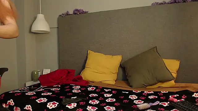 Poison luna online show from 02.12.25