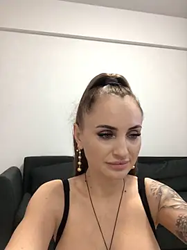 madonnaaaa online show from 11.24.25