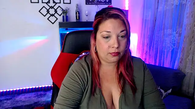 Scarlette thoms online show from 03.06.25