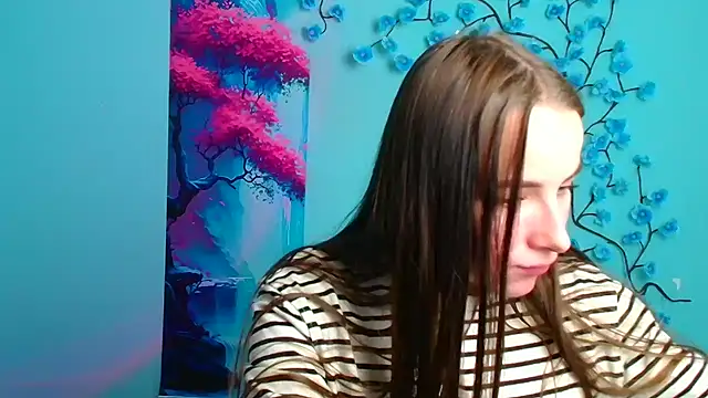 Eva Janee online show from 11.06.25