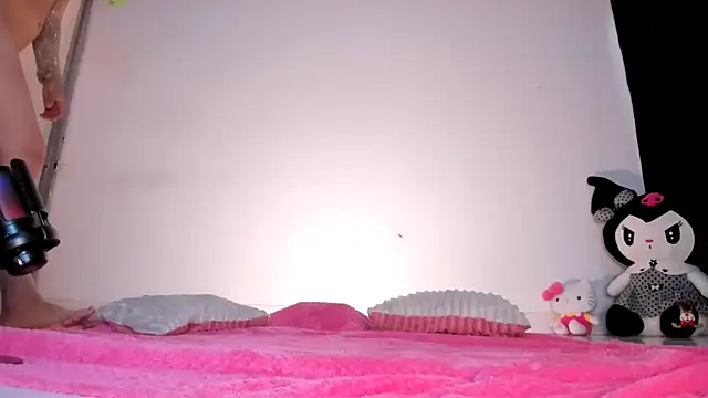 Anyelaaaa online show from 04.28.26