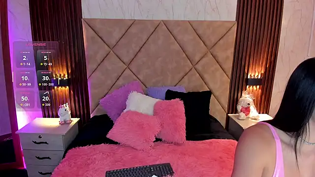 SummersAngel online show from 11.11.25