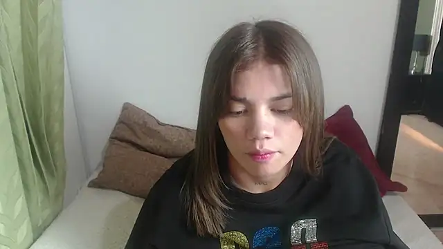 Snapshot of Gissel_Angel chatting on 01.28.25 Gissel Angel online show from 01.28.25