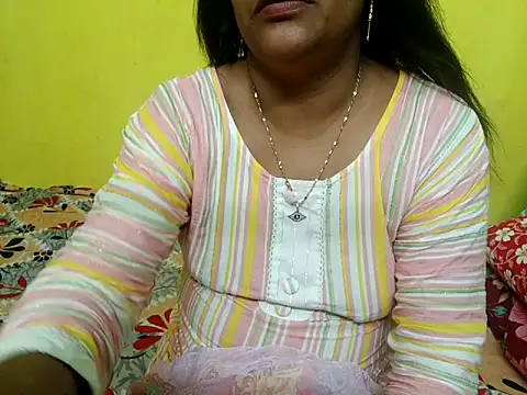 Snapshot of Sexyranibhabhi chatting on 10.21.25 Sexyranibhabhi online show from 10.21.25