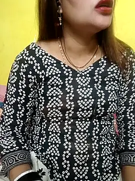 Snapshot of Sexyranibhabhi chatting on 06.30.26 Sexyranibhabhi online show from 06.30.26
