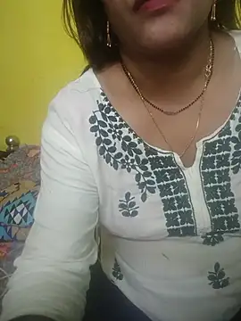 Snapshot of Sexyranibhabhi chatting on 07.13.26 Sexyranibhabhi online show from 07.13.26