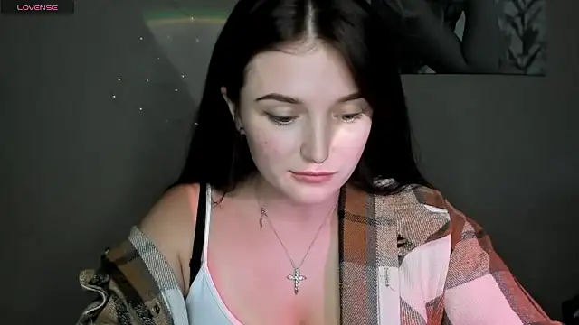 Snapshot of EvaaMillerr99 chatting on 12.03.24 EvaaMillerr99 online show from 12.03.24