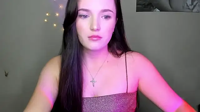 Snapshot of EvaaMillerr99 chatting on 12.03.24 EvaaMillerr99 online show from 12.03.24