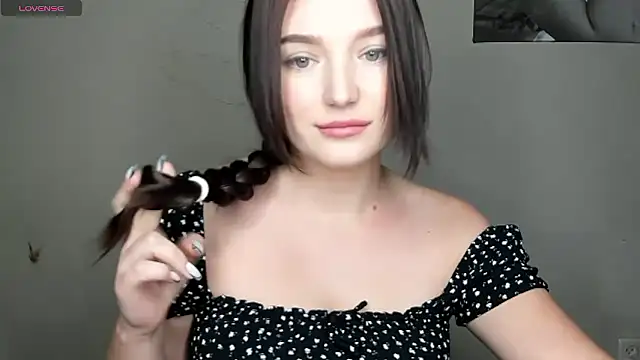 Snapshot of EvaaMillerr99 chatting on 12.06.24 EvaaMillerr99 online show from 12.06.24