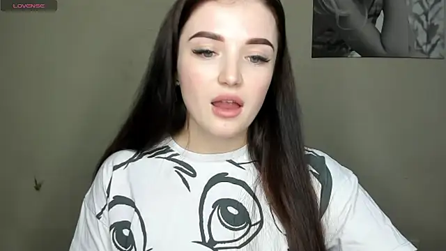 Snapshot of EvaaMillerr99 chatting on 01.09.25 EvaaMillerr99 online show from 01.09.25